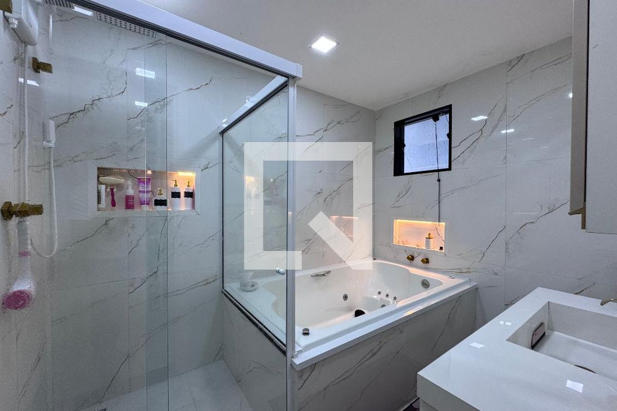 Casa, 3 quartos, 217 m² - Foto 38