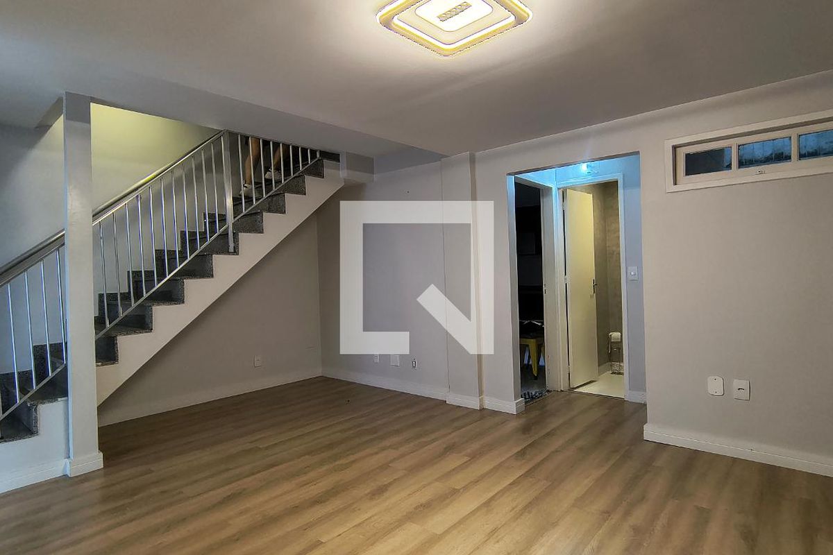 Casa, 3 quartos, 130 m² - Foto 1