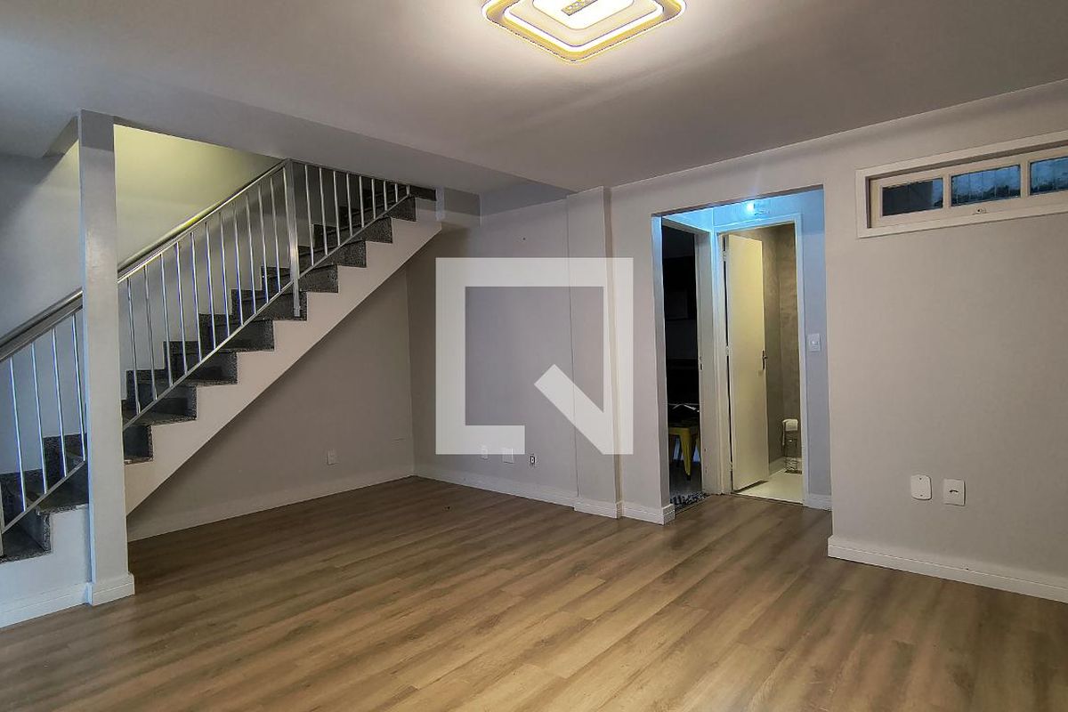 Casa, 3 quartos, 130 m² - Foto 2