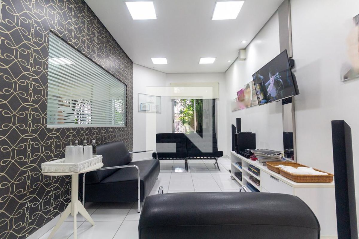 Casa, 3 quartos, 250 m² - Foto 1