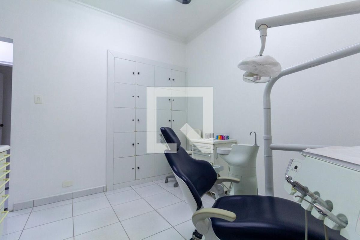 Casa, 3 quartos, 250 m² - Foto 20