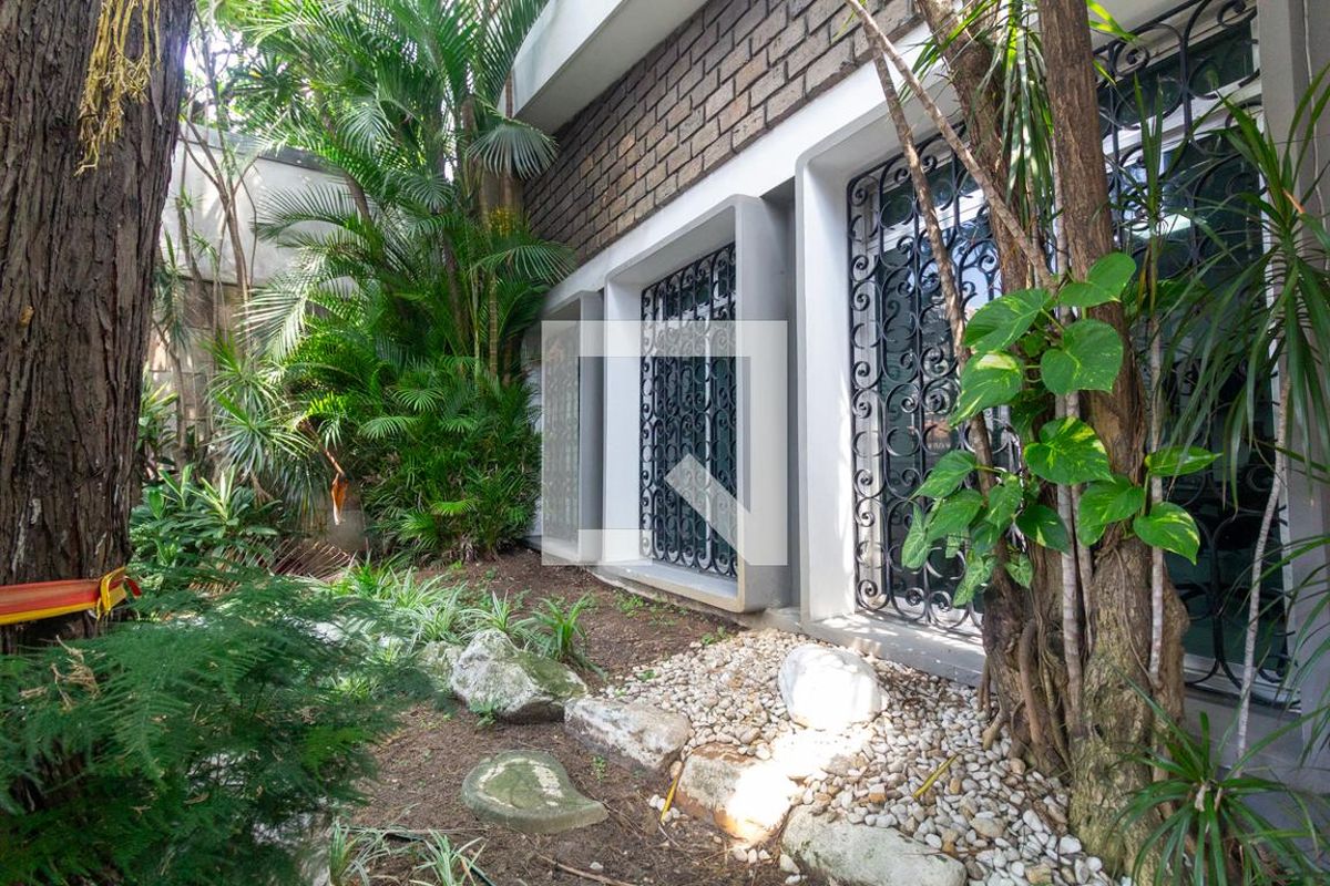 Casa, 3 quartos, 250 m² - Foto 72
