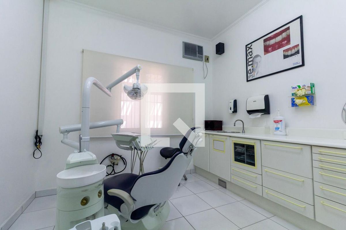 Casa, 3 quartos, 250 m² - Foto 19