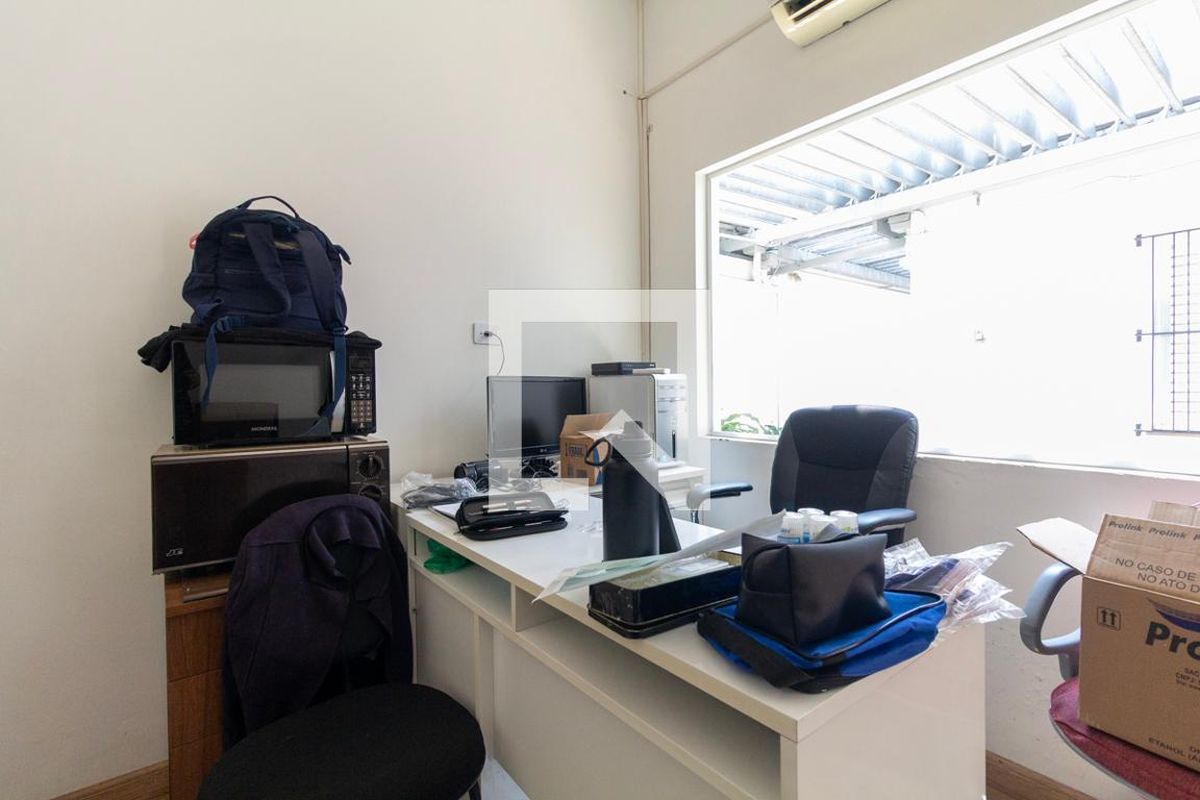Casa, 3 quartos, 250 m² - Foto 56
