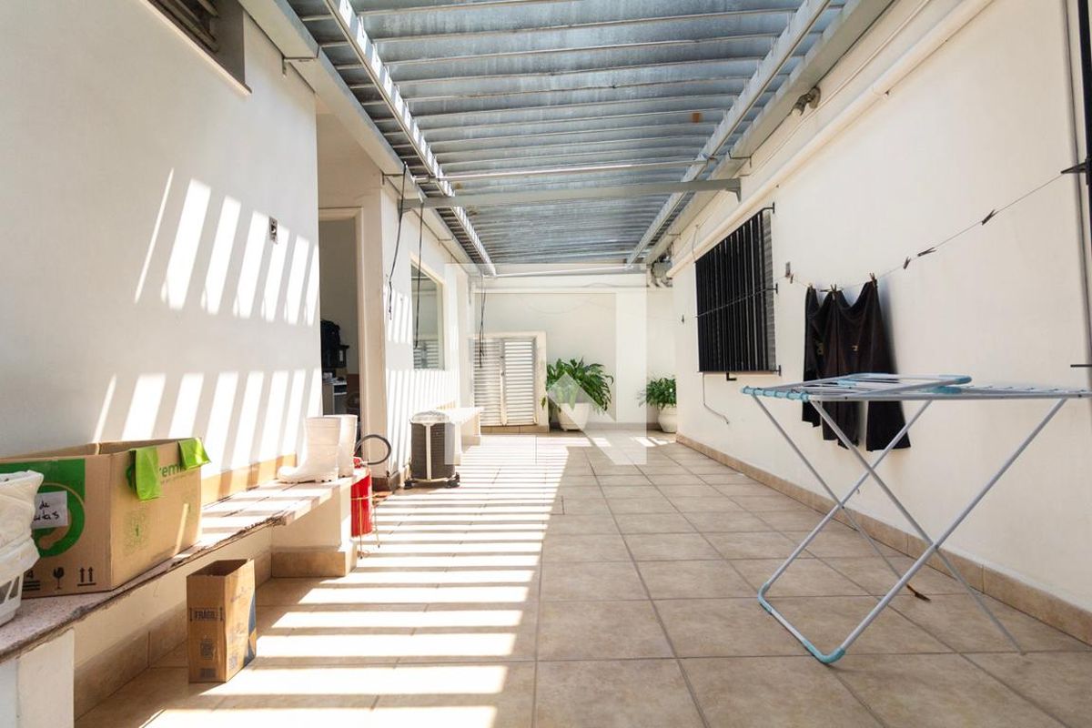 Casa, 3 quartos, 250 m² - Foto 64