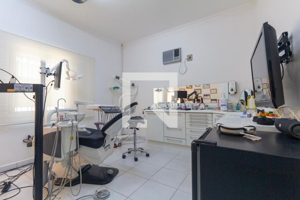 Casa, 3 quartos, 250 m² - Foto 22