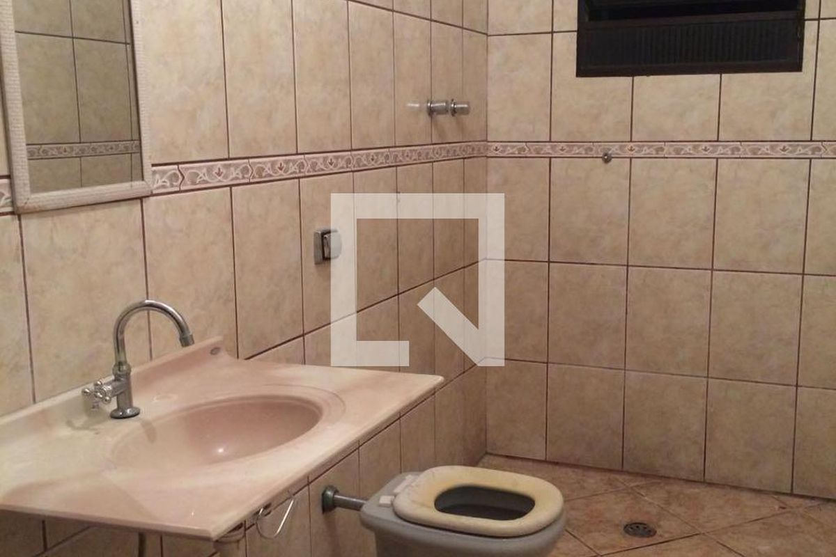 Casa, 3 quartos, 240 m² - Foto 26