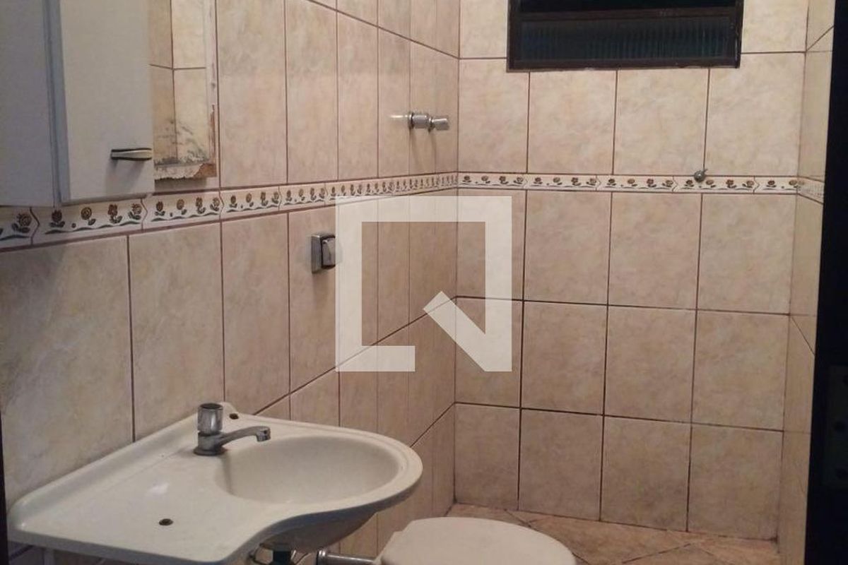 Casa, 3 quartos, 240 m² - Foto 28
