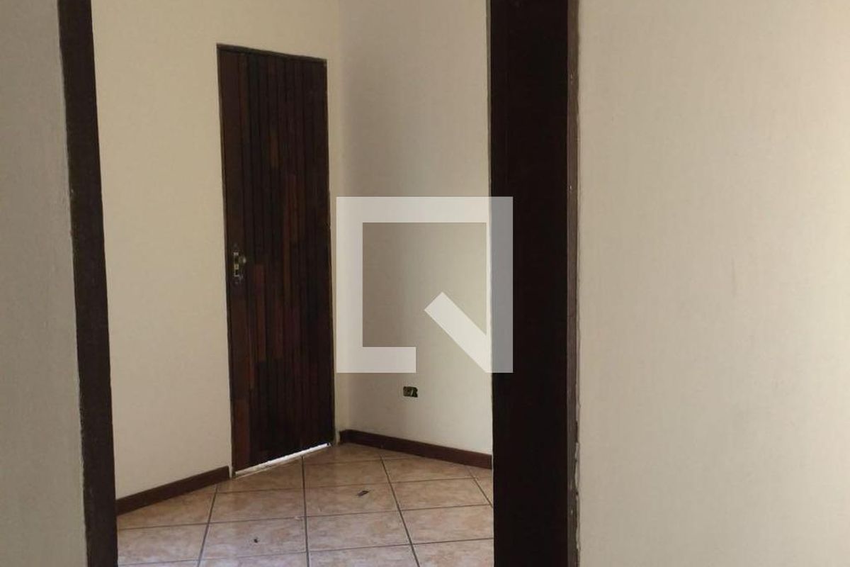 Casa, 3 quartos, 240 m² - Foto 14