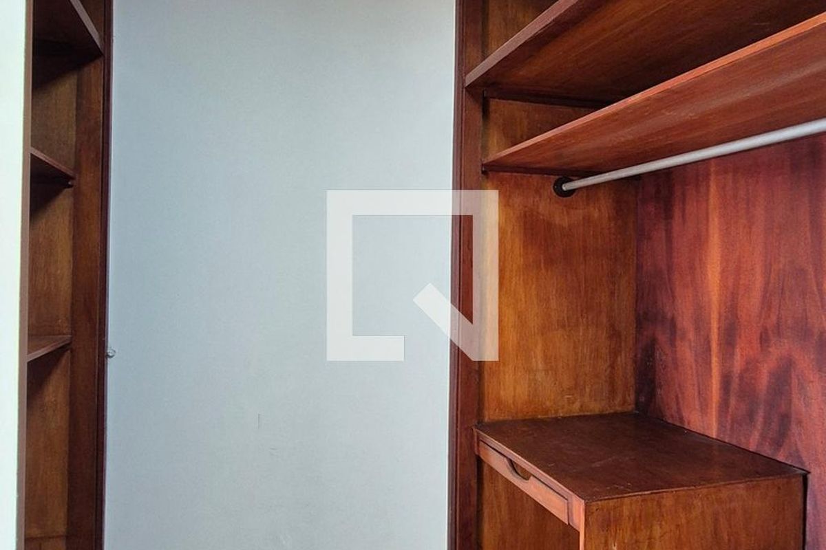 Apartamento à Venda - Cambuí, 3 Quartos,  206 m2 em , Campinas - sp | SoloBR