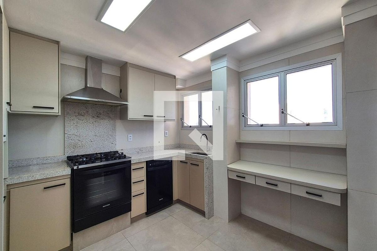 Apartamento à Venda - Cambuí, 3 Quartos,  206 m2 em , Campinas - sp | SoloBR