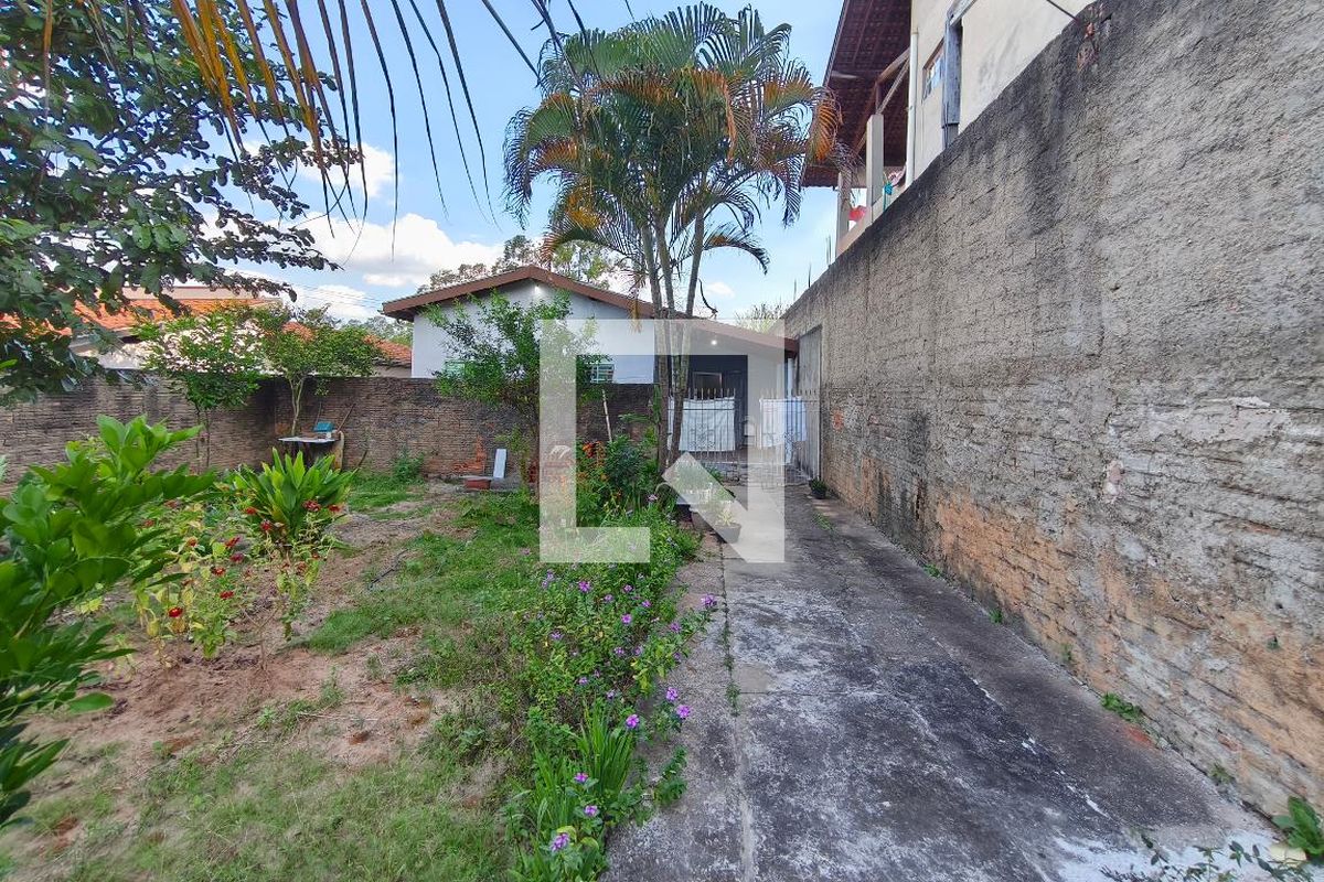 Casa à Venda - Swiss Park, 2 Quartos,  74 m2 em , Campinas - sp | SoloBR