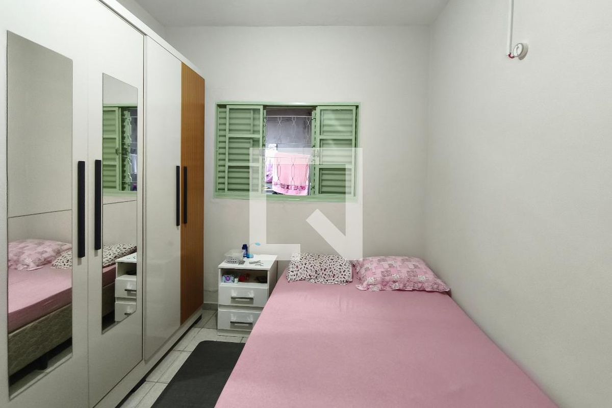 Casa à Venda - Swiss Park, 2 Quartos,  74 m2 em , Campinas - sp | SoloBR