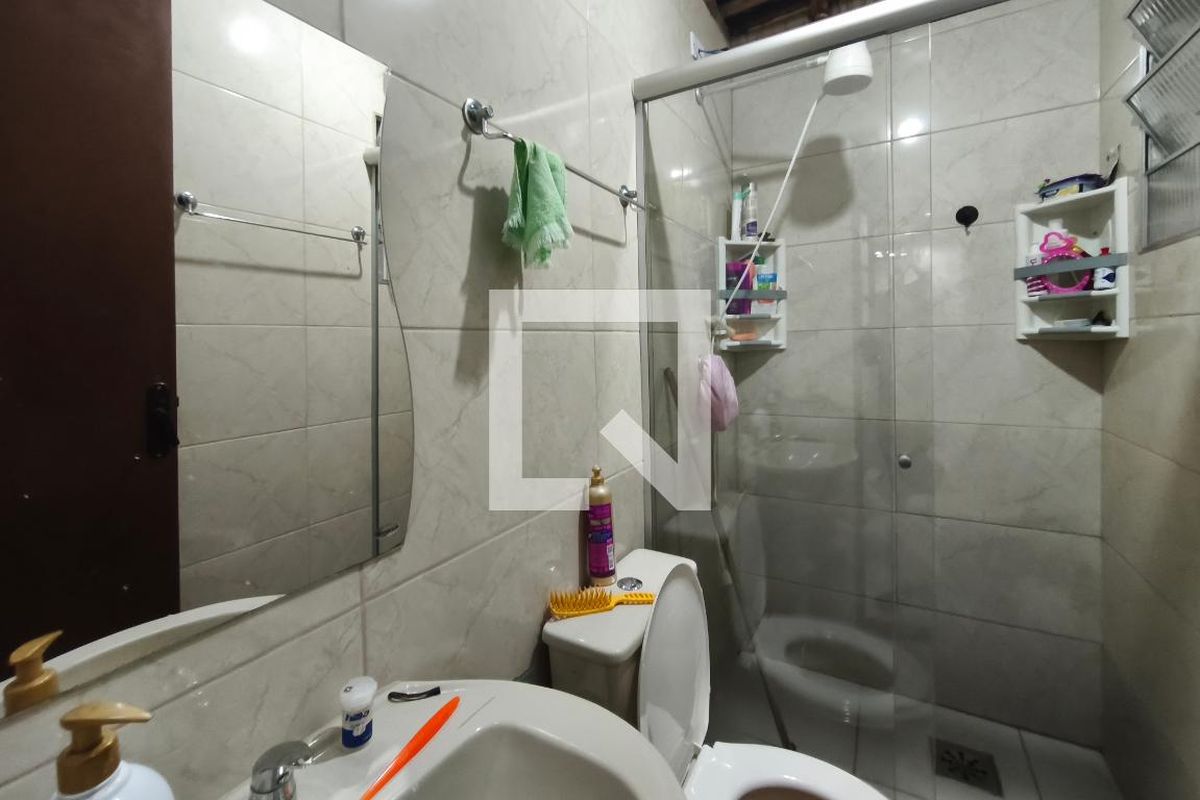 Casa à Venda - Swiss Park, 2 Quartos,  74 m2 em , Campinas - sp | SoloBR