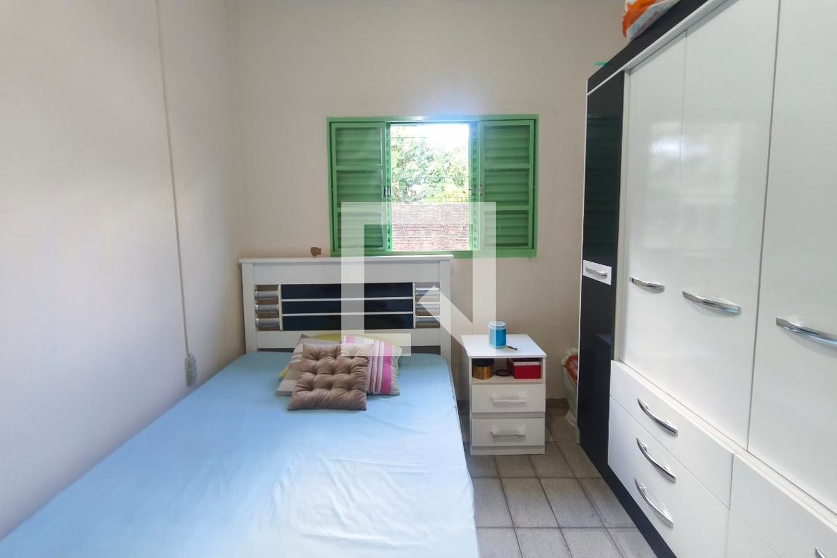 Casa à Venda - Swiss Park, 2 Quartos,  74 m2 em , Campinas - sp | SoloBR