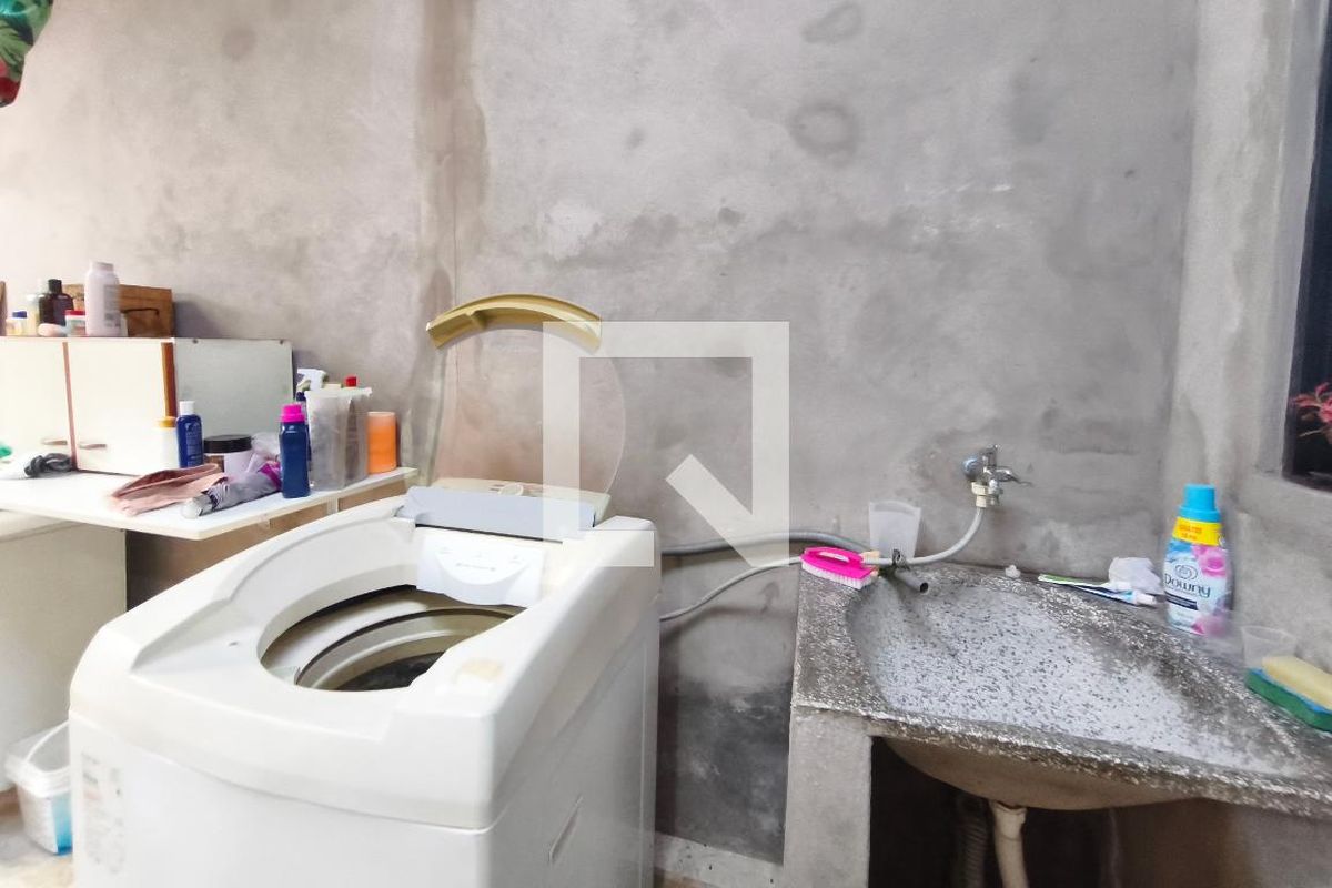 Casa à Venda - Swiss Park, 2 Quartos,  74 m2 em , Campinas - sp | SoloBR