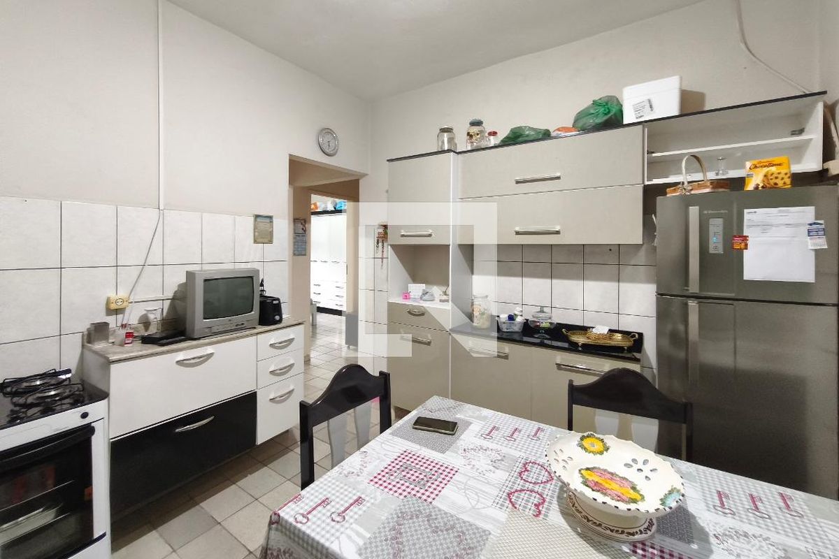Casa à Venda - Swiss Park, 2 Quartos,  74 m2 em , Campinas - sp | SoloBR