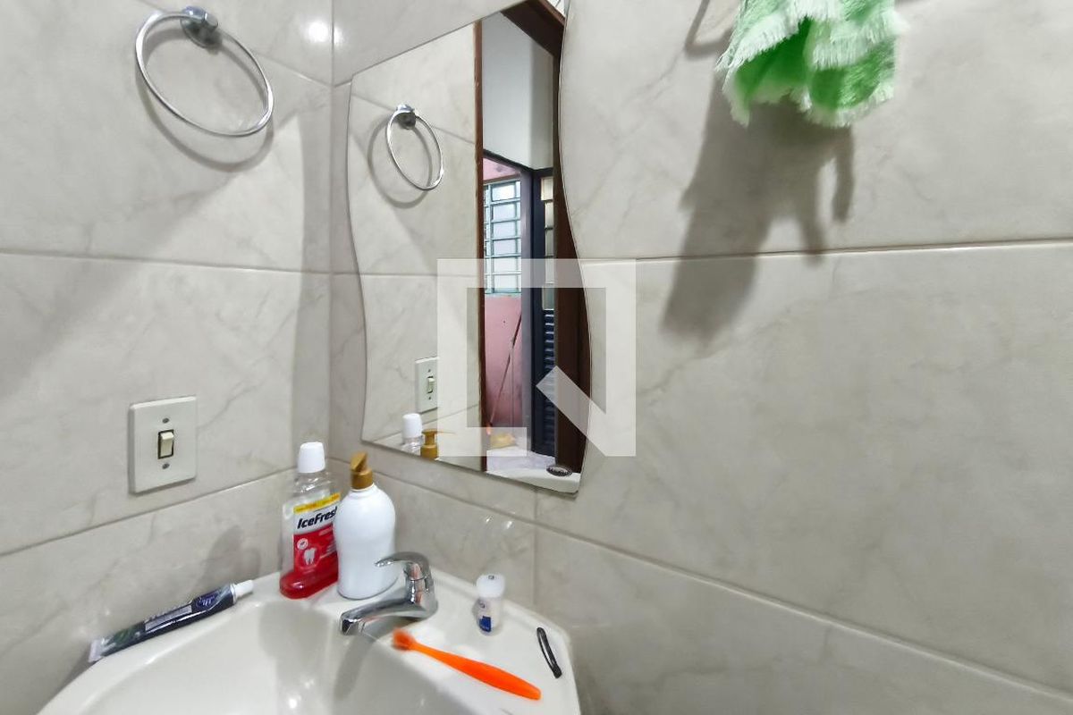 Casa à Venda - Swiss Park, 2 Quartos,  74 m2 em , Campinas - sp | SoloBR