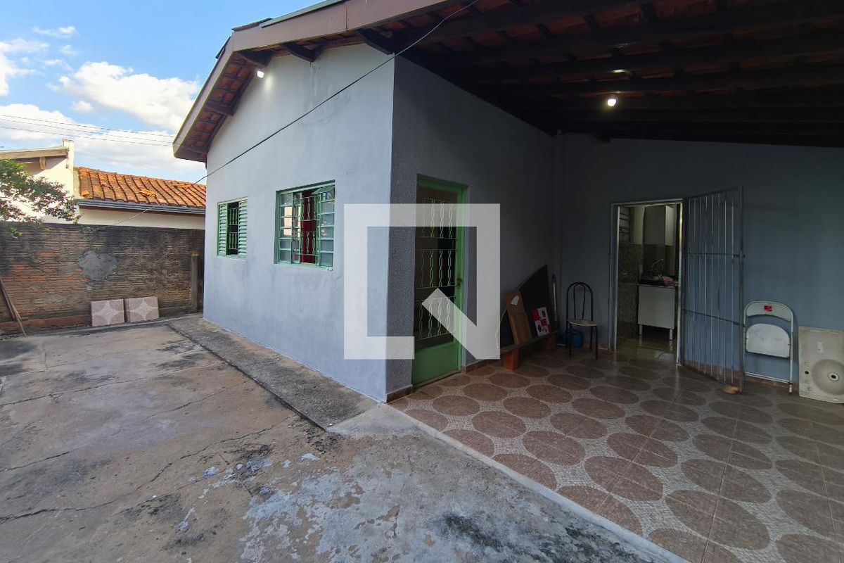 Casa à Venda - Swiss Park, 2 Quartos,  74 m2 em , Campinas - sp | SoloBR
