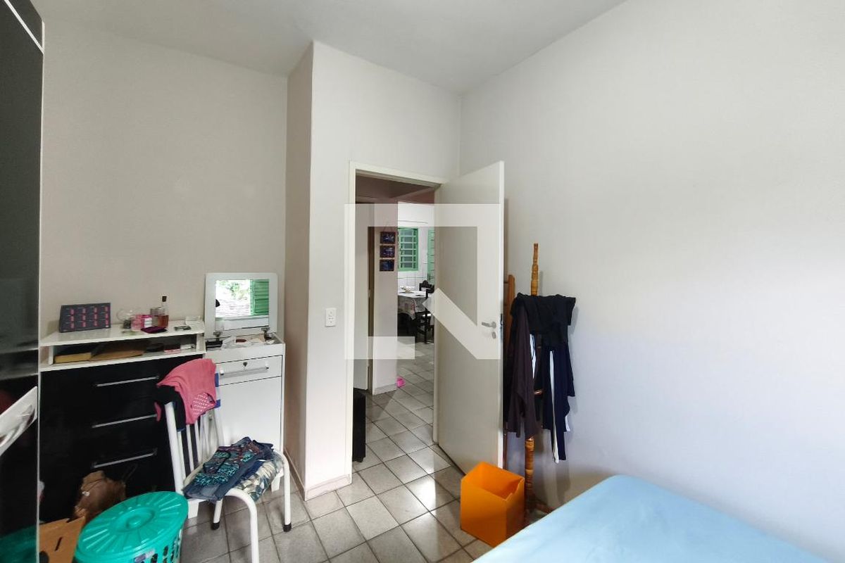 Casa à Venda - Swiss Park, 2 Quartos,  74 m2 em , Campinas - sp | SoloBR