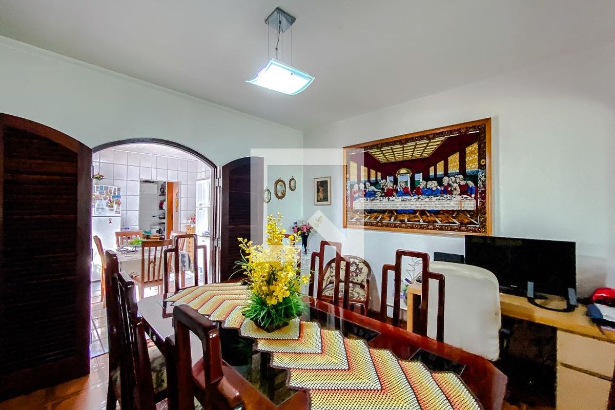 Casa, 5 quartos, 240 m² - Foto 35