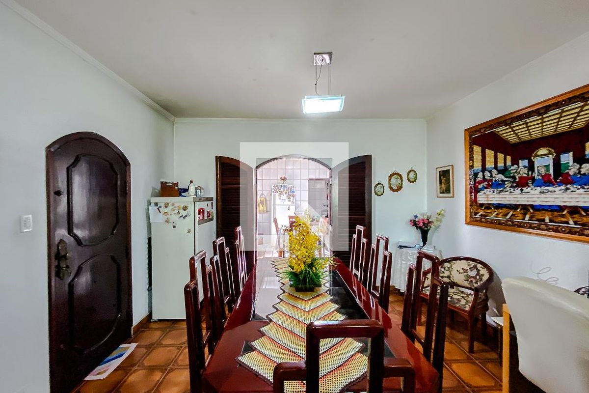 Casa, 5 quartos, 240 m² - Foto 36