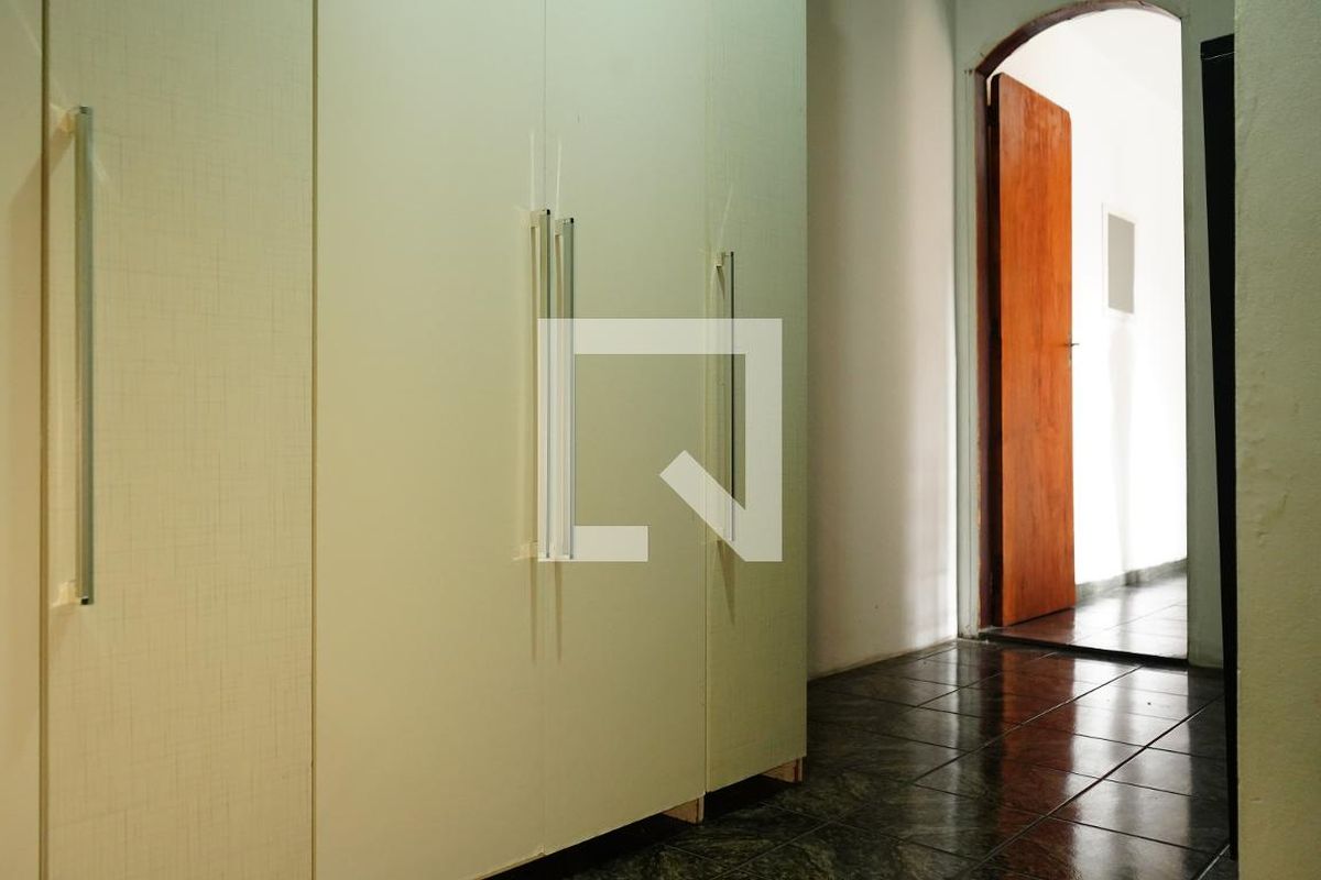 Casa, 5 quartos, 198 m² - Foto 15