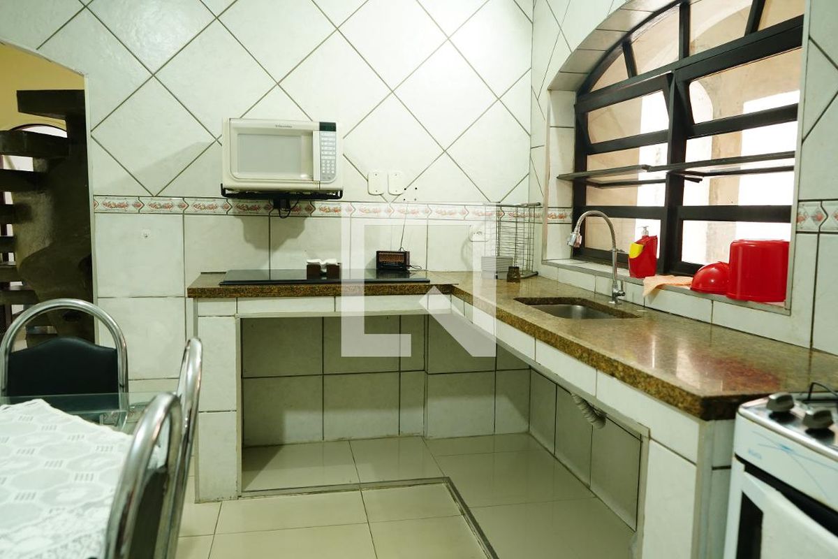 Casa, 5 quartos, 198 m² - Foto 41