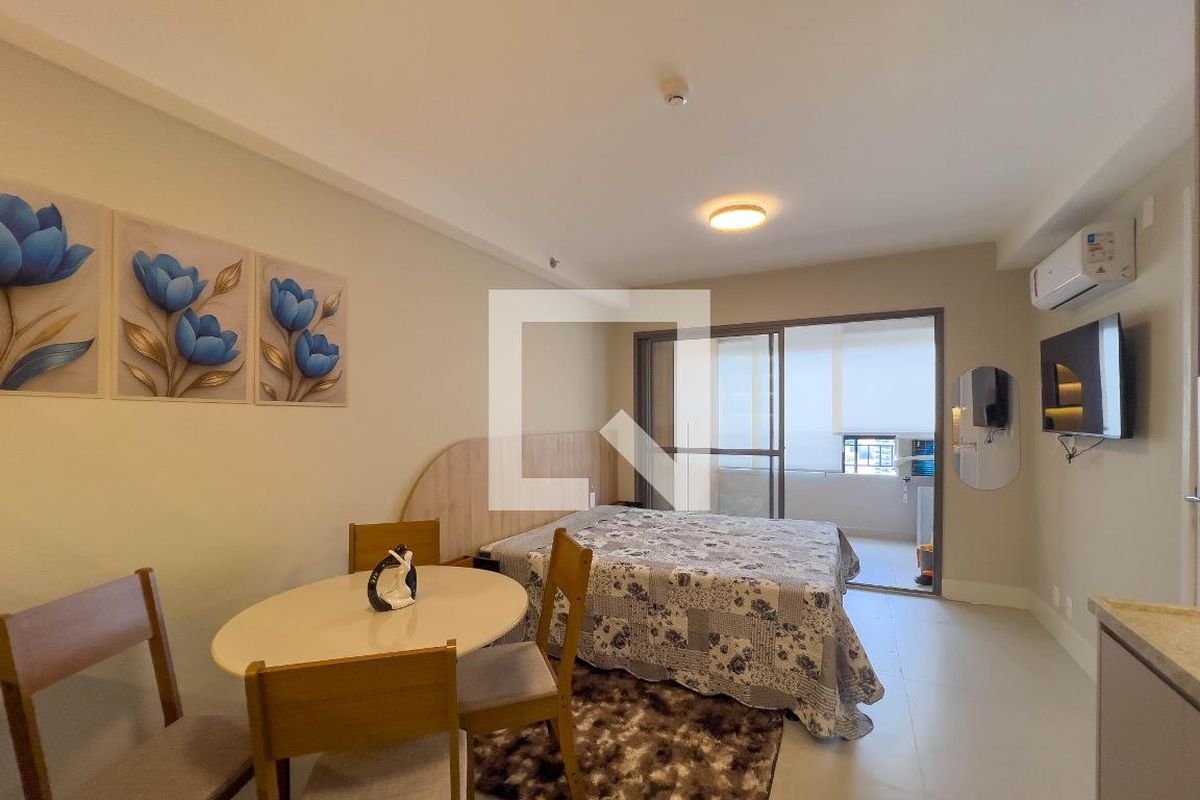 Kitnet-Studio, 42 m² - Foto 1