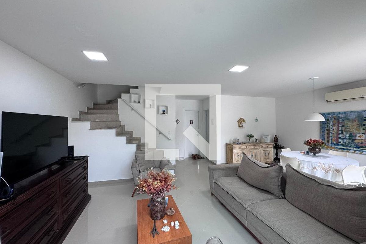 Casa, 4 quartos, 180 m² - Foto 2