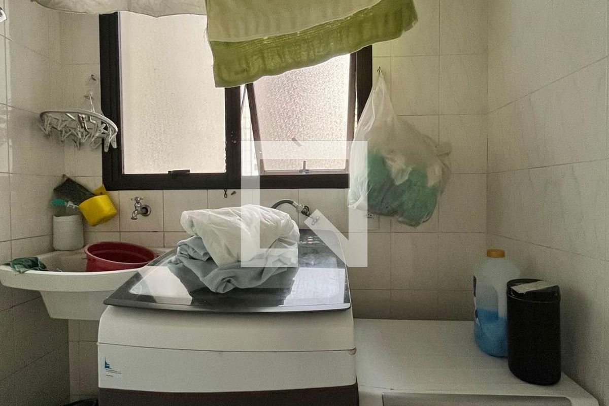 Apartamento à Venda - Cambuí, 2 Quartos,  121 m2 em , Campinas - sp | SoloBR