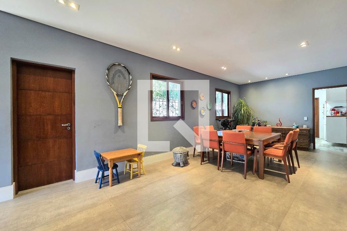 Casa, 3 quartos, 270 m² - Foto 10