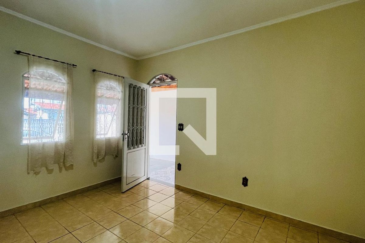 Casa, 3 quartos, 151 m² - Foto 3