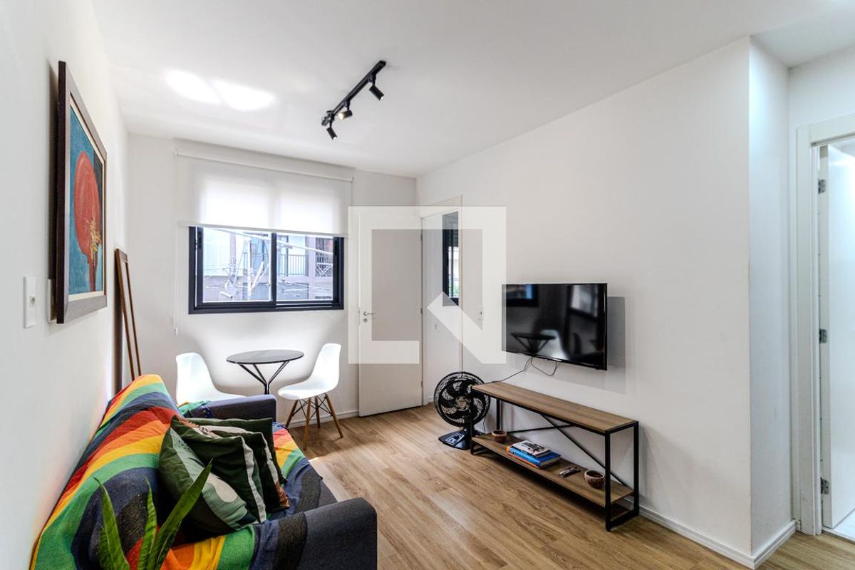 Apartamento, 1 quarto, 29 m² - Foto 2