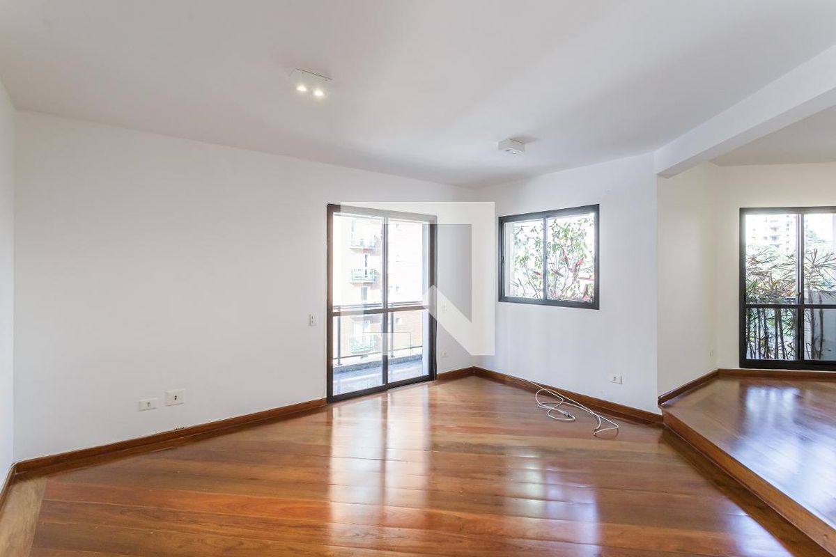 Apartamento, 3 quartos, 160 m² - Foto 2