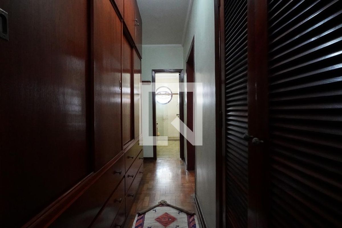 Casa, 3 quartos, 240 m² - Foto 21