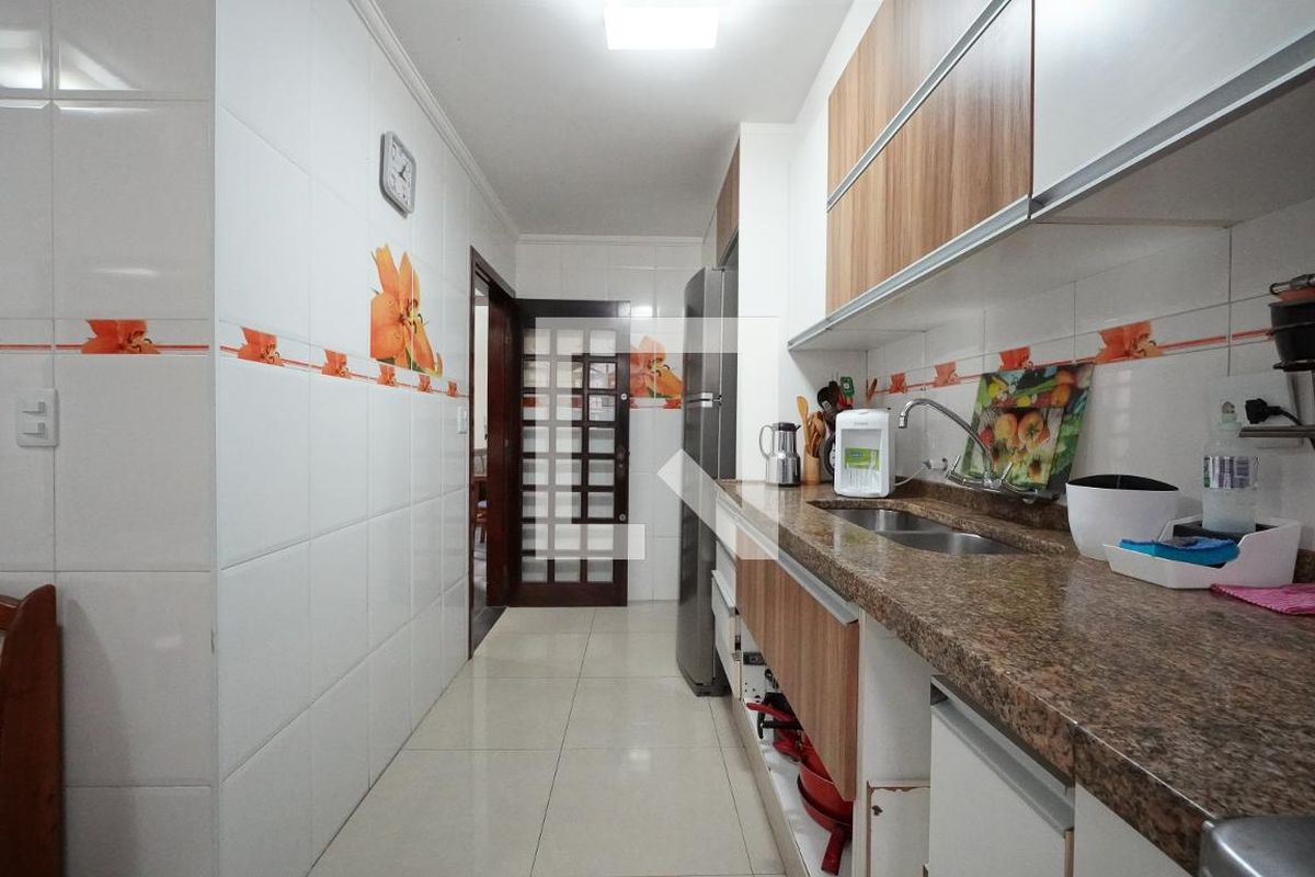 Casa, 3 quartos, 240 m² - Foto 56