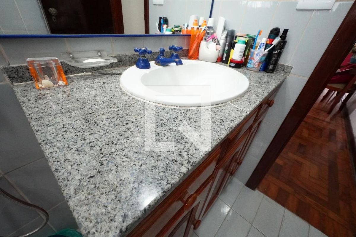 Casa, 3 quartos, 240 m² - Foto 35