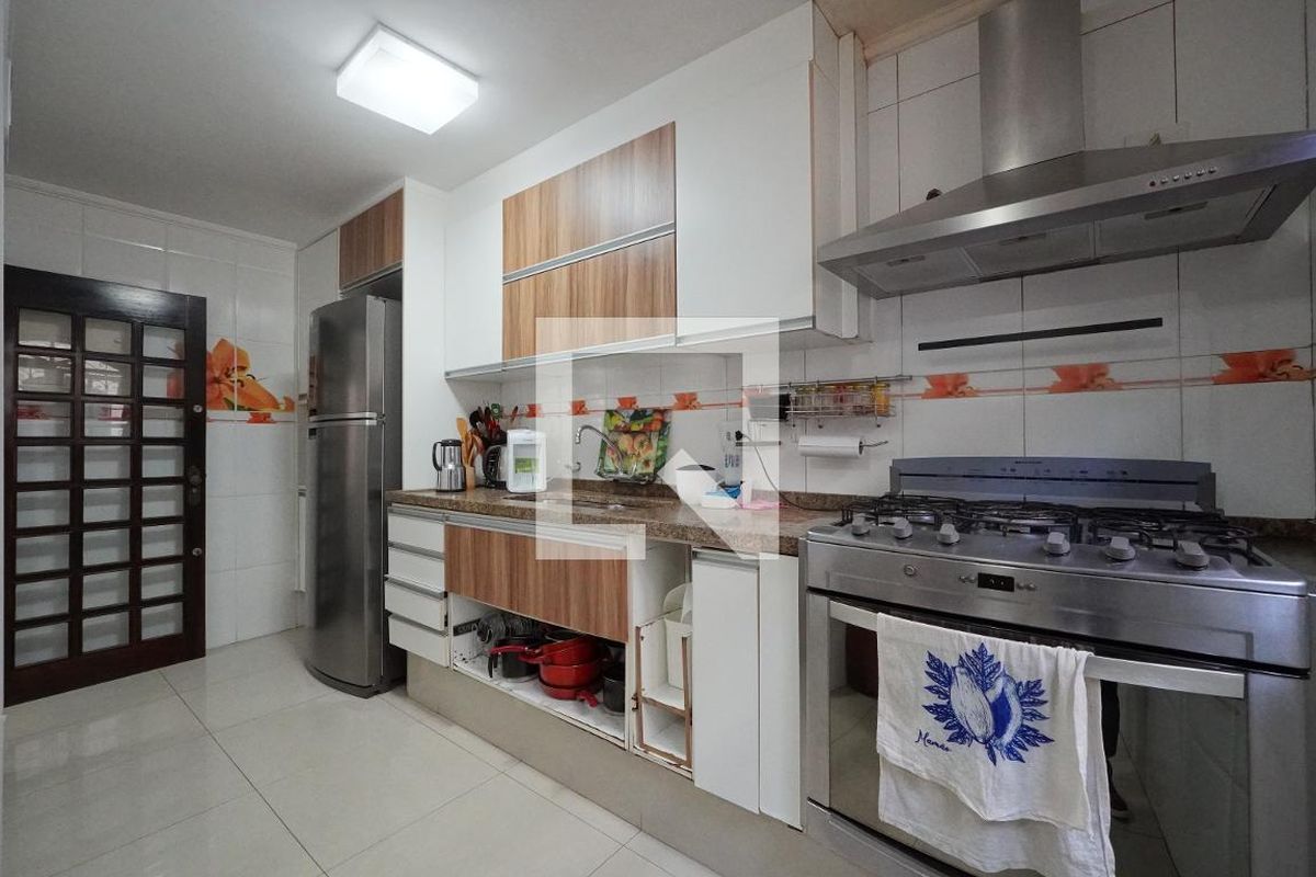Casa, 3 quartos, 240 m² - Foto 55