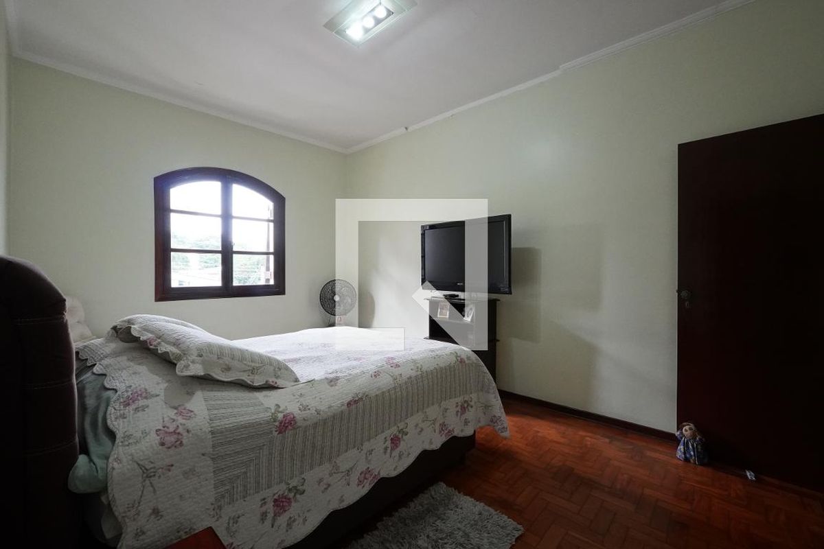 Casa, 3 quartos, 240 m² - Foto 16