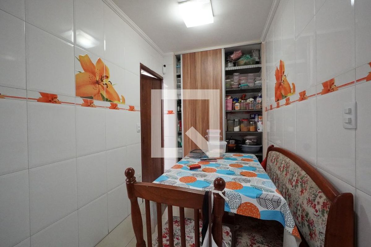 Casa, 3 quartos, 240 m² - Foto 57