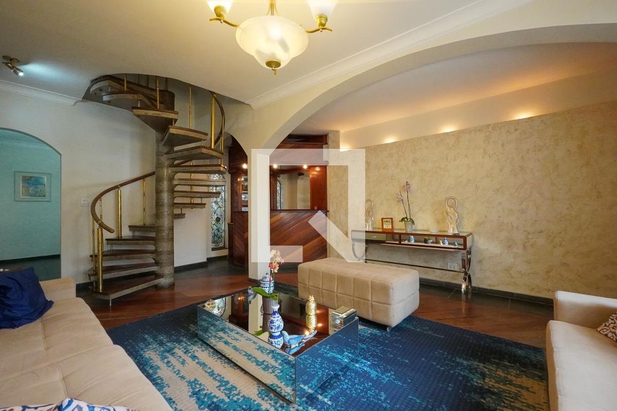 Casa, 3 quartos, 240 m² - Foto 2