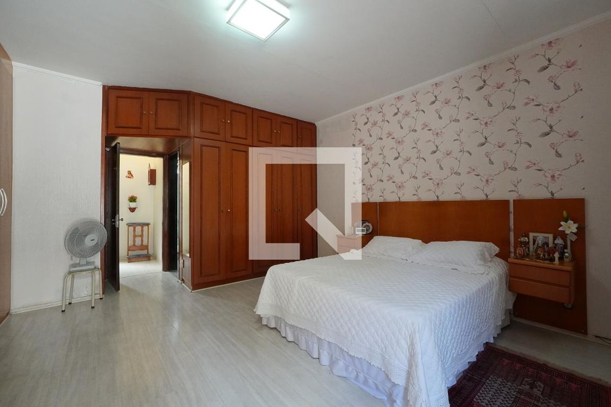 Casa, 3 quartos, 240 m² - Foto 40
