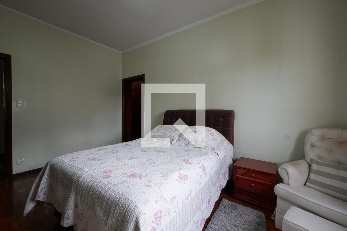 Casa, 3 quartos, 240 m² - Foto 18