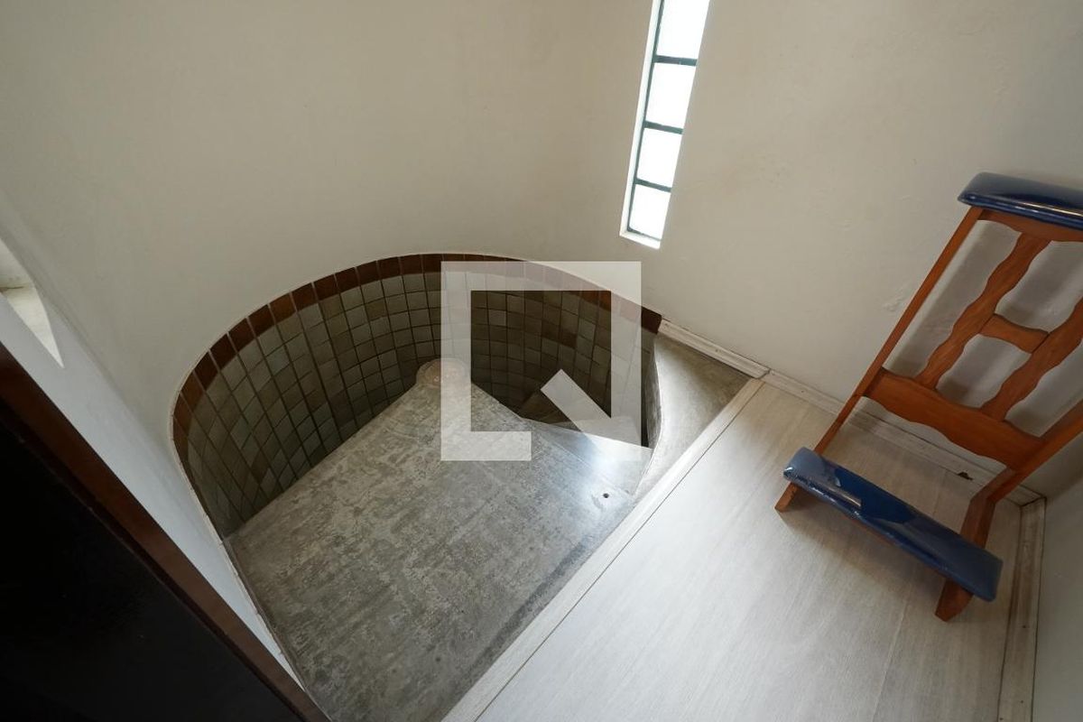 Casa, 3 quartos, 240 m² - Foto 48