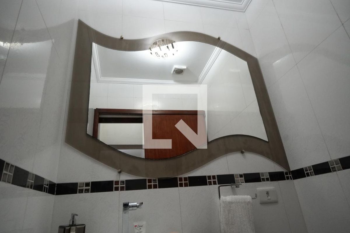 Casa, 3 quartos, 240 m² - Foto 50