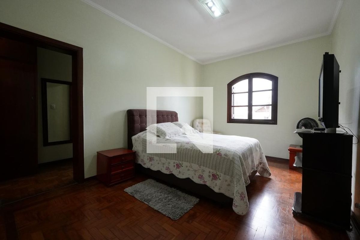 Casa, 3 quartos, 240 m² - Foto 15