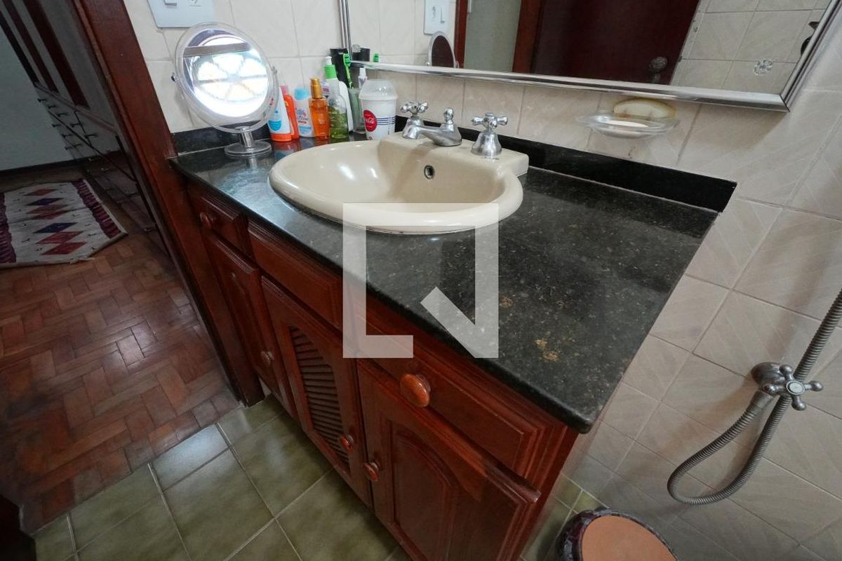 Casa, 3 quartos, 240 m² - Foto 25