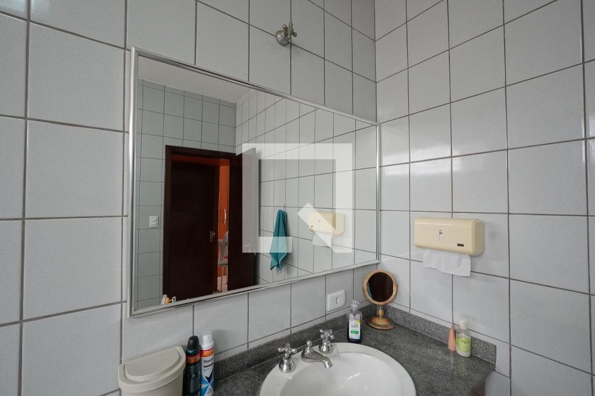 Casa, 3 quartos, 240 m² - Foto 43