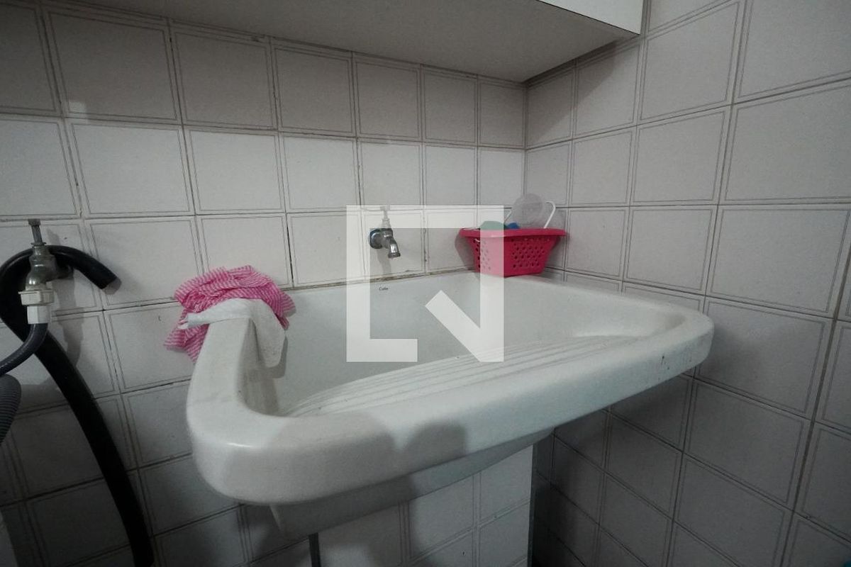 Casa, 3 quartos, 240 m² - Foto 76
